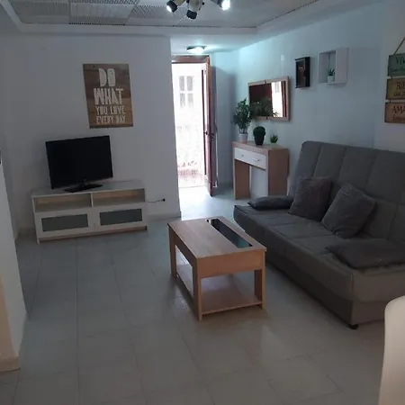 Apartmán A 50m De La Playa Con Parking Privado. *