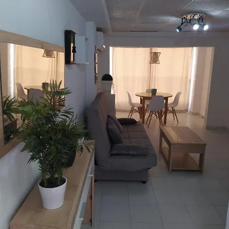 A 50m De La Playa Con Parking Privado. * Cullera